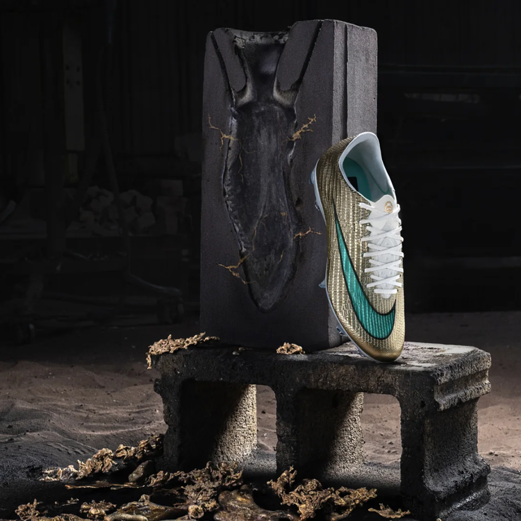Kylian Mbappé Goes Gold With the New Nike Mercurial Superfly 11