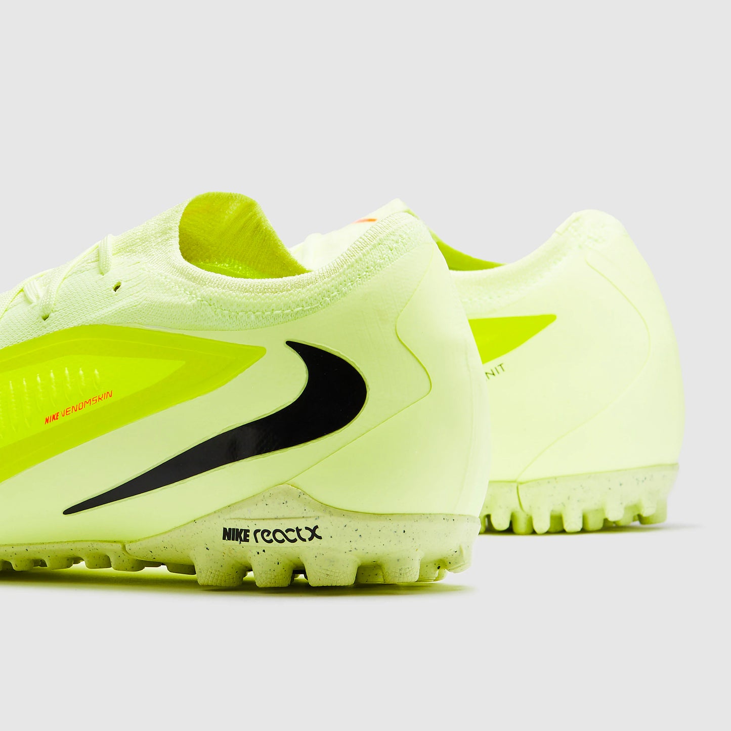 Nike ReactX Phantom 6 Pro Low TF - Limelight/Hyper Crimson/Black